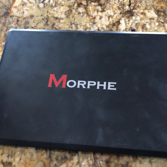 Morphs 35K - Picture 1 of 3